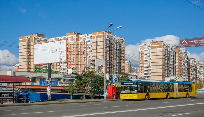 Деснянский район.