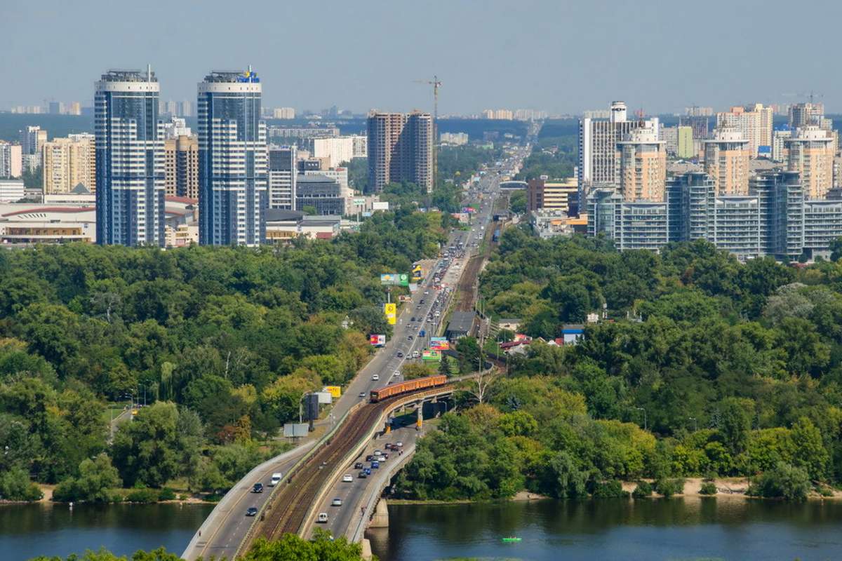ТРЦ Київ Лівий берег