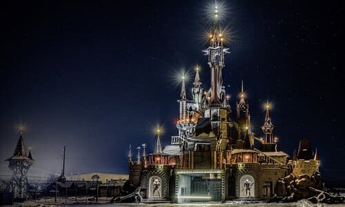Кіностудія Victoria Film Studios. Що цікавого подивитись?
