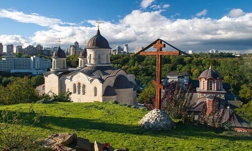 Монастирі Київщини