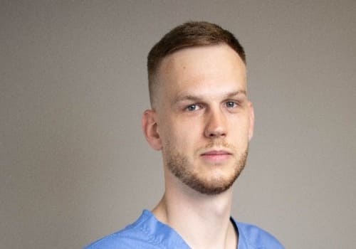 Травматолог Денис Олегович Чурий в Киеве